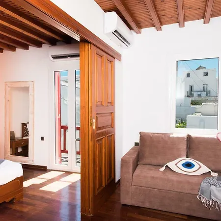 Luxury Traditional Three-bedroom House Guest house Mykonos Town